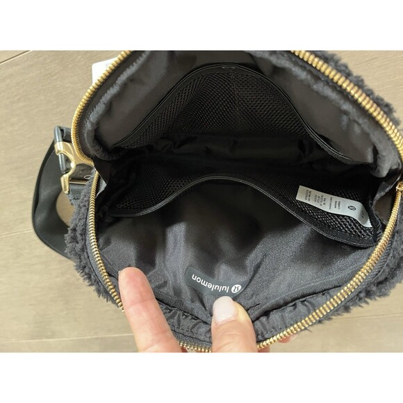 lululemon black and gold bag All Night Festival Micro (Black/Gold) Bags, Wallets Luggage while the water Mini @lululemon Haul, lets open